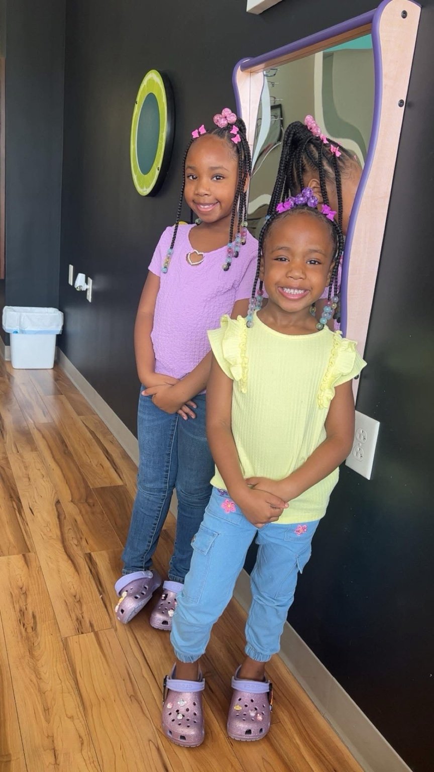 Mia and Amaya